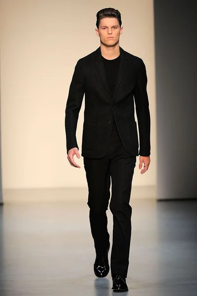 Look 2